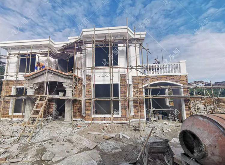 農(nóng)村自建房外墻用真石漆還不好？施工時(shí)需要注意哪些事項(xiàng)